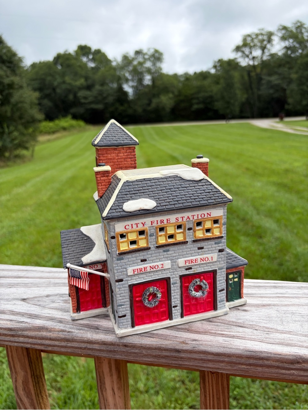 December Home Village Collectible Lighted Porcelain Building City Fire Station